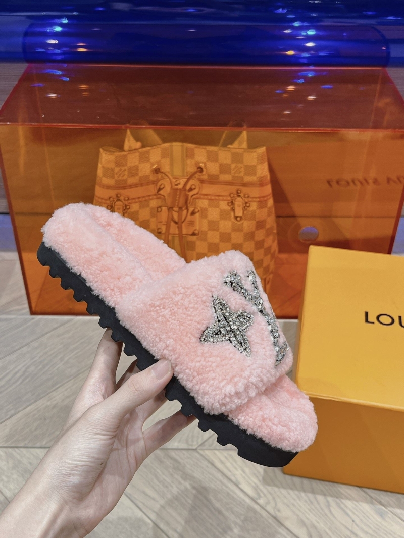 Louis Vuitton Slippers